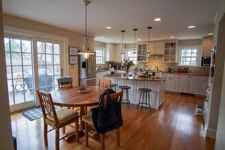 20 Vine Brook Rd in Lexington, MA - Building Photo - Building Photo