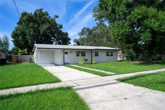 4104 W Wisconsin Ave in Tampa, FL - Building Photo - Building Photo