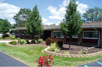 Trinity Park Apartments in Livonia, MI - Building Photo - Building Photo