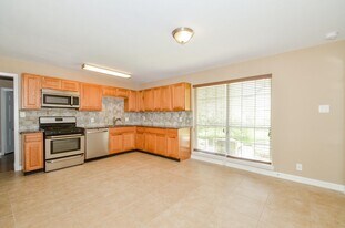 4809 W 43rd St in Houston, TX - Building Photo