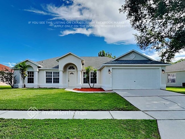 4216 King Edward Dr
