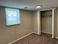 1114 E Myrtle St photo'