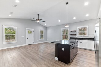 631 Oakland Ave in St. Augustine, FL - Building Photo - Building Photo