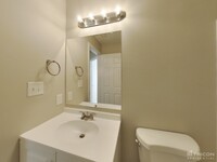 3245 Lakestream Dr photo'