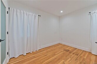 17449 Bullock St in Los Angeles, CA - Building Photo - Building Photo