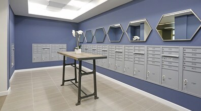 Main Street Cupertino Lofts in Cupertino, CA - Building Photo - Interior Photo