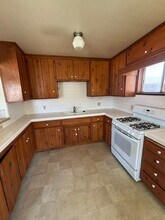 6641 Ivins Dr in Frazier Park, CA - Building Photo - Building Photo
