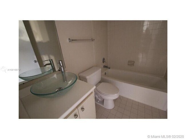 2925 W 80th St-Unit -101 in Hialeah Gardens, FL - Building Photo - Building Photo