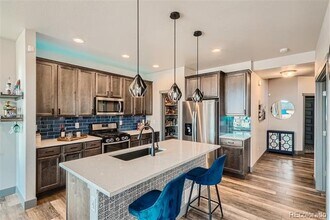 6792 Canosa St in Denver, CO - Foto de edificio - Building Photo