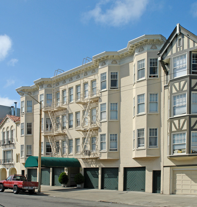 3501 Fillmore St in San Francisco, CA - Building Photo - Building Photo