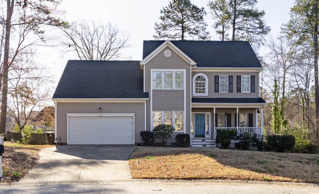 221 Wild Holly Ln in Holly Springs, NC - Building Photo
