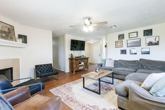 1805 80th St in Lubbock, TX - Building Photo - Building Photo