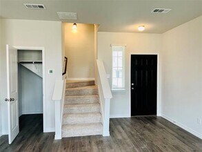 8360 Horned Maple Trl in Fort Worth, TX - Building Photo - Building Photo