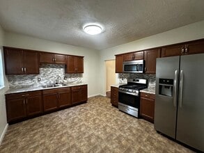 913 Oakwood Ave in Columbus, OH - Building Photo - Building Photo