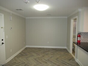 121 Main St-Unit -A in Hackettstown, NJ - Building Photo - Building Photo