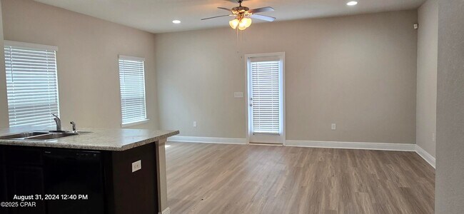 5837 Bay Pl in Panama City, FL - Building Photo - Building Photo