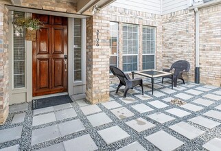 2706 Windy Thicket Ln in Houston, TX - Building Photo - Building Photo