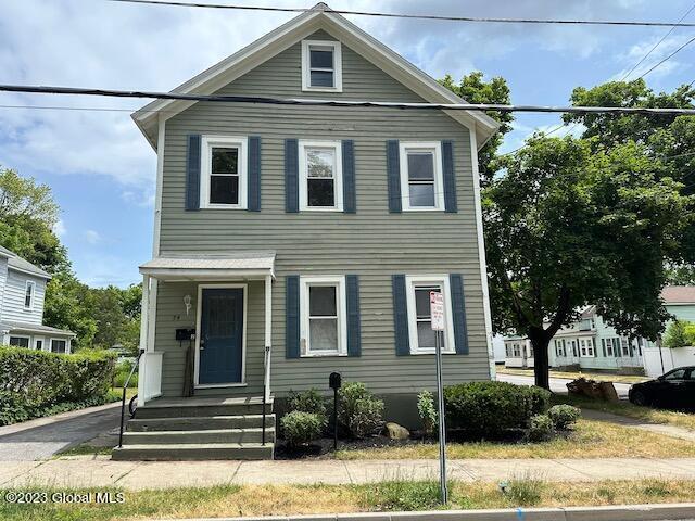 74 Walnut St in Saratoga Springs, NY - Building Photo