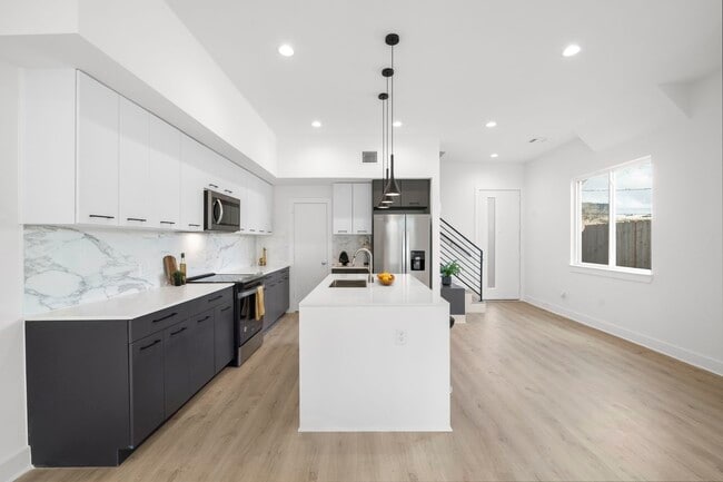 1512 Barbee St in Houston, TX - Building Photo - Building Photo