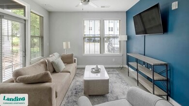 115 Great Lawn Dr in Summerville, SC - Foto de edificio - Building Photo