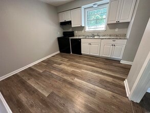 9010 Tedburn Cir in Little Rock, AR - Building Photo - Building Photo