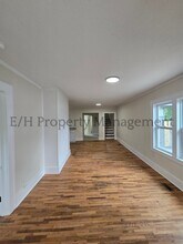 244 N Athenian Ave in Wichita, KS - Building Photo - Building Photo