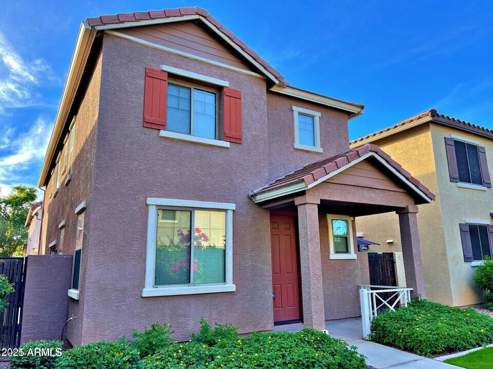2865 E Trigger Way in Gilbert, AZ - Building Photo