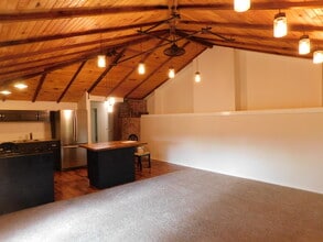 1741 Indian Hills Rd, Unit b in Painted Post, NY - Foto de edificio - Building Photo