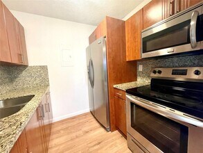 7415 SW 152nd Ave in Miami, FL - Building Photo - Building Photo