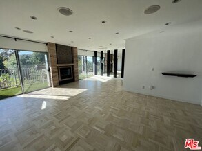 949 Kings Rd in West Hollywood, CA - Building Photo - Building Photo