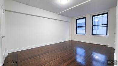 145 W 55th St in New York, NY - Building Photo - Building Photo