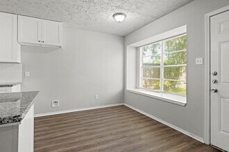 6450 Bazel Brook Dr in Missouri City, TX - Building Photo - Building Photo