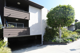 1310 Wellesley Ave Apartments