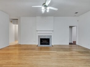 16715 Lighthouse View Dr in Friendswood, TX - Building Photo - Building Photo