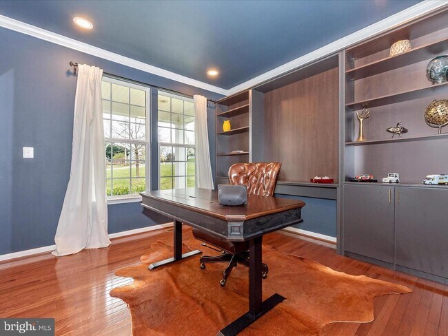 5741 Mineral Hill Rd in Eldersburg, MD - Building Photo - Building Photo