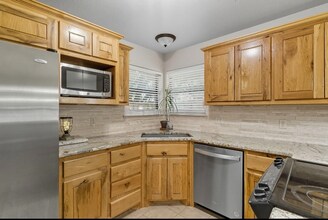 220 Moonlight Trail in Stephenville, TX - Building Photo - Building Photo