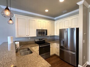 230 S Tryon St in Charlotte, NC - Building Photo - Building Photo