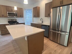 3025 W Ainslie St in Chicago, IL - Building Photo - Building Photo