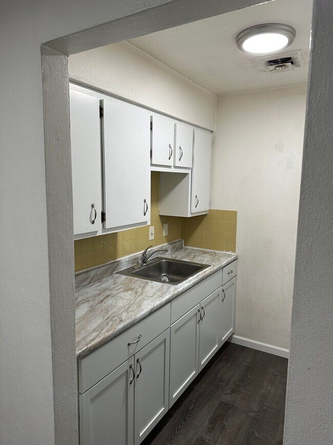 1517 Lebanon Ave Rentals in Belleville, IL