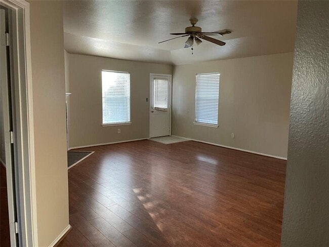 9311 Parkmore Dr in Houston, TX - Building Photo - Building Photo