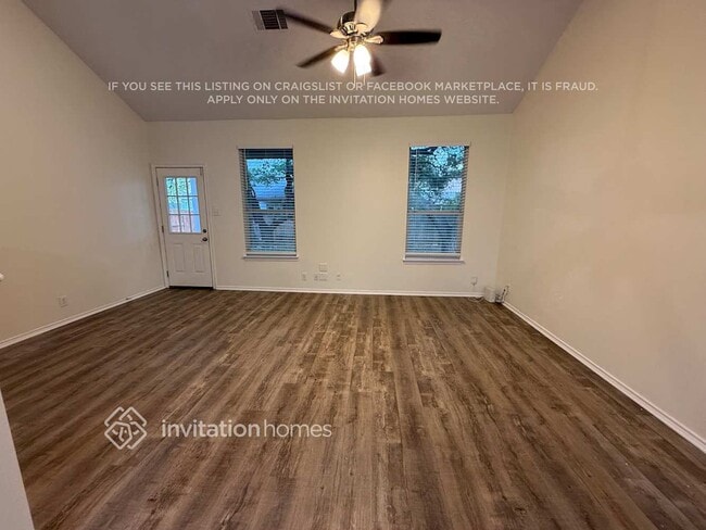 8754 Sonora Pass in Helotes, TX - Building Photo - Building Photo