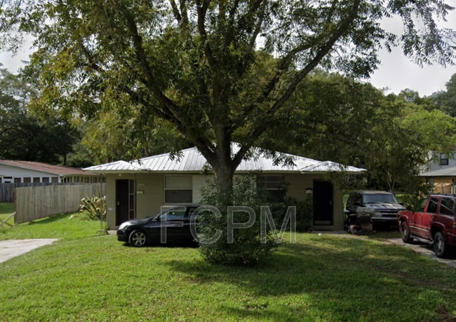 property at 1064 Huron St
