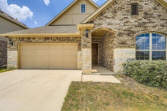 155 Switch Bud Dr in Buda, TX - Building Photo - Building Photo