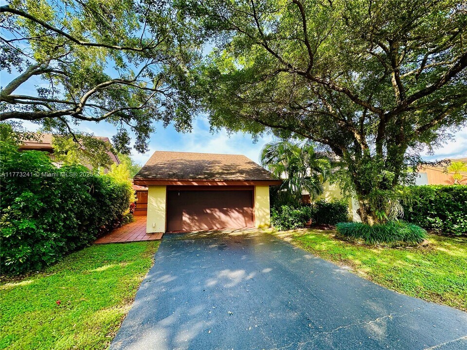 11905 SW 78th Terrace in Miami, FL - Building Photo