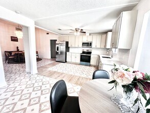 756 Darwin Rd in Venice, FL - Building Photo - Building Photo