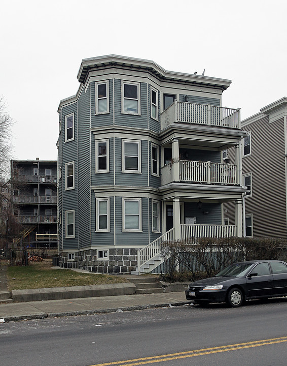 141 Pleasant St in Boston, MA - Foto de edificio