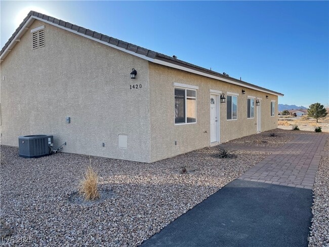 1420 Ogallala St in Pahrump, NV - Building Photo - Building Photo