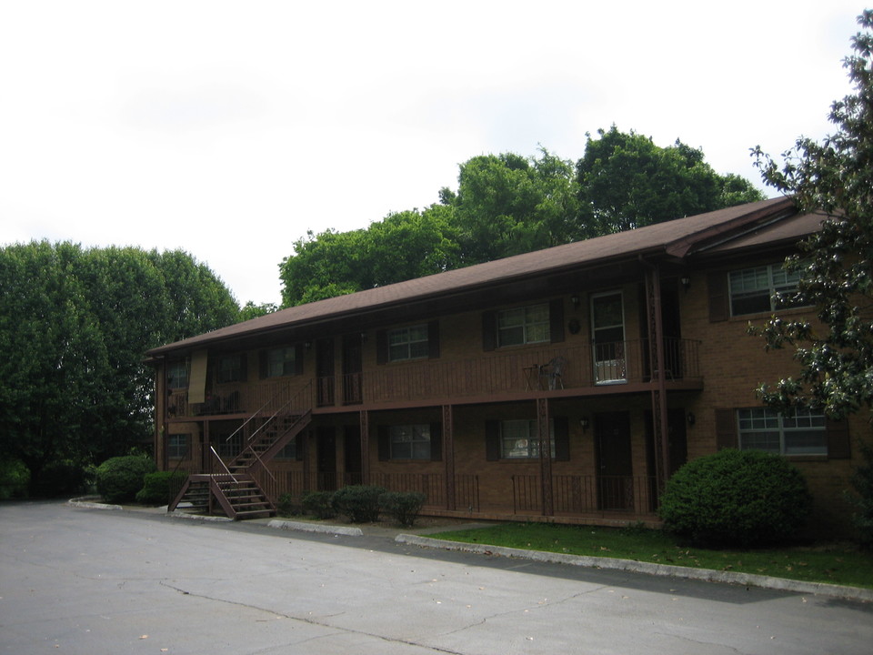 Kendle Wood Apartments in Knoxville, TN - Building Photo