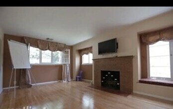 2157 Patricia Ave in Los Angeles, CA - Building Photo - Building Photo