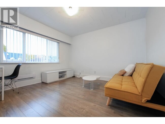 property at 317 19th St W